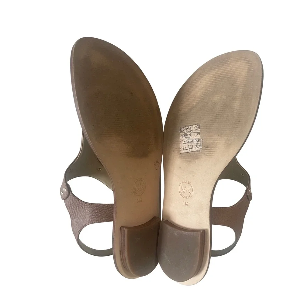 Michael Kors MK Plate Thong Sandals in Luggage‎ Saffiano Leather – Size 8M